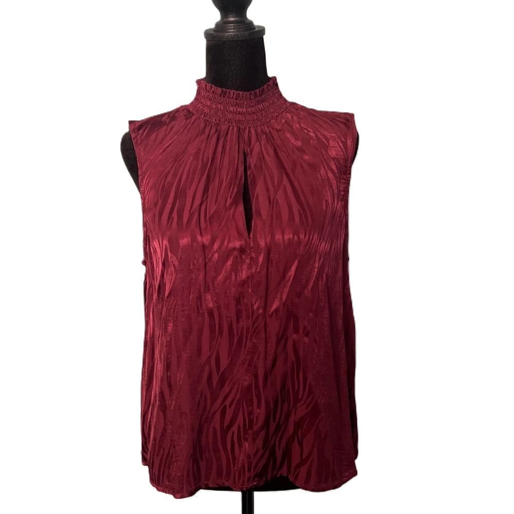 BB Dakota Sleeveless Mock Shirt